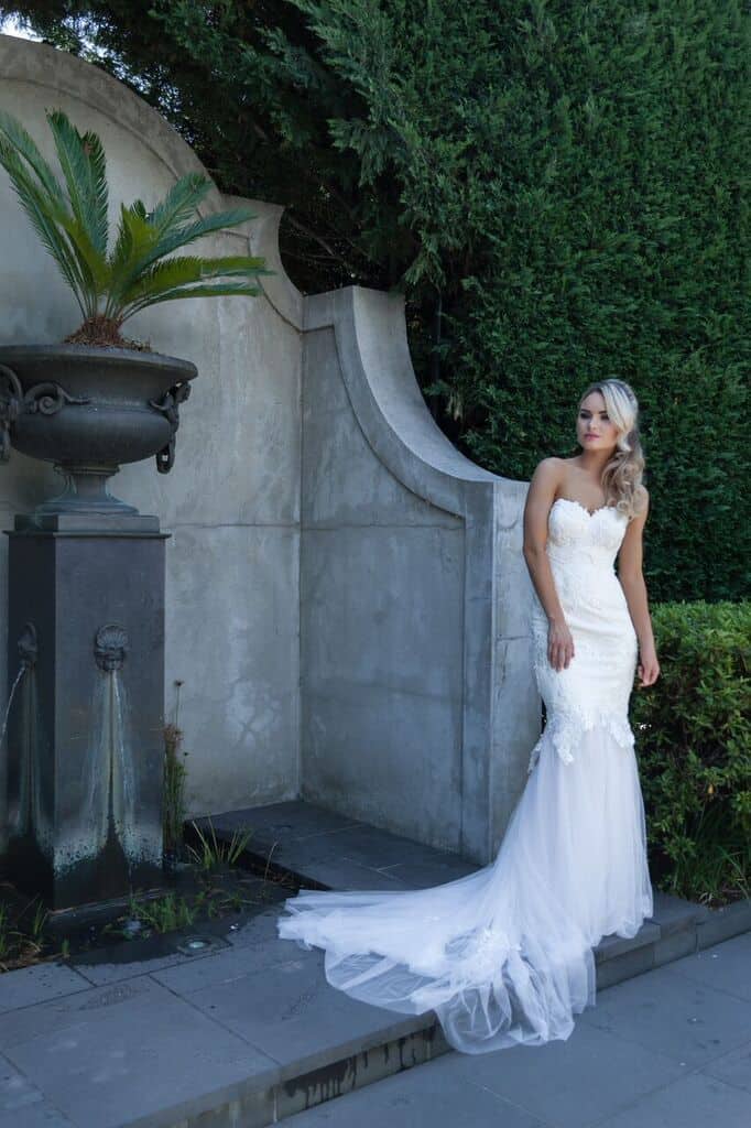 Soft Tulle Skirt Wedding Dress
