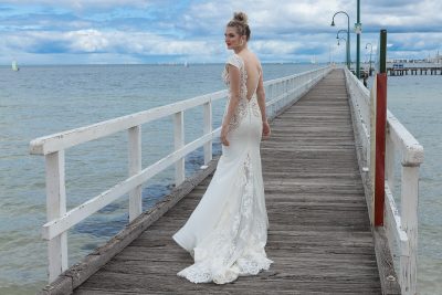 2025 Fitted sleek Style wedding Dress Melbourne