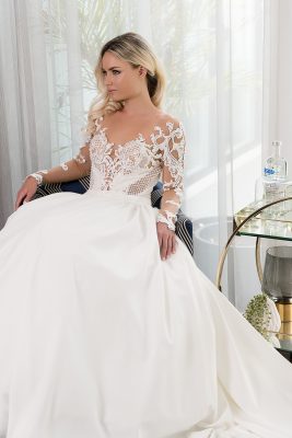 Hand Beaded 2025 Wedding Dress Melbourne