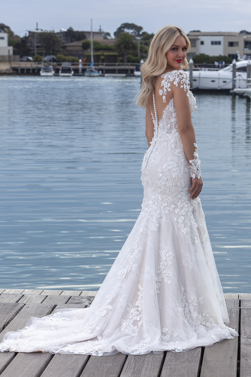 Long sleeve wedding dress Melbourne 2024