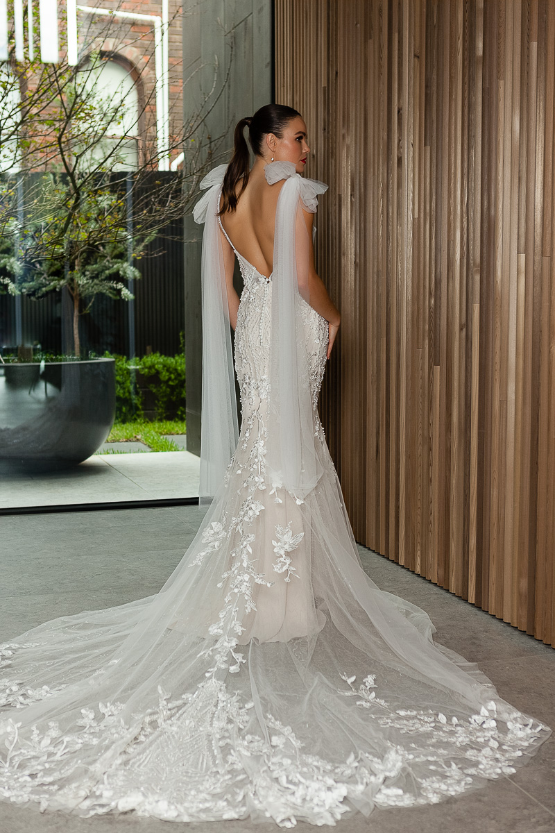 long train bridal dress Melbourne
