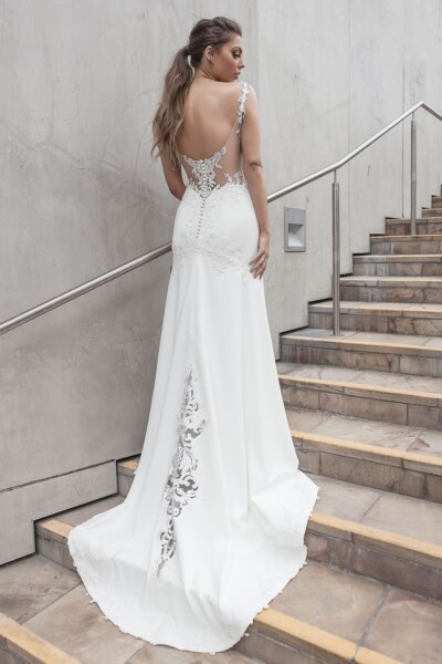 Sheer back lace detailed wedding gown Melbourne Sheer back lace detailed wedding gown Melbourne