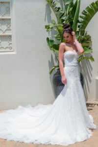 size 10 to 12 Sweetheart neckline with fine lace and beaded pearl fit and flair Luxury bridal dress hire Melbourne